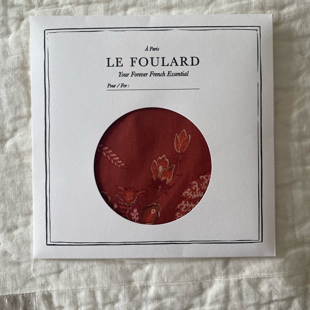Le Foulard Red Scarf